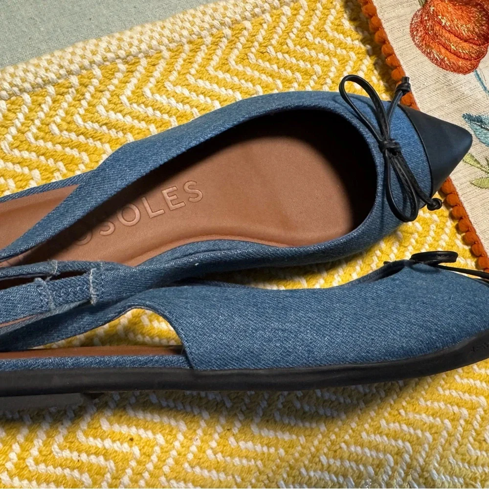 AEROSOLES Blue and Black Flats - Picture 2 of 8